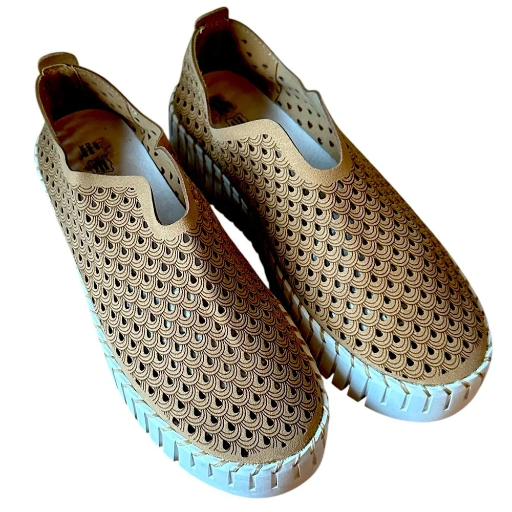 PROJECT CLOUD DAFFODIL Women’s Slide On Loafers | Beige | Sz 9 EU 40